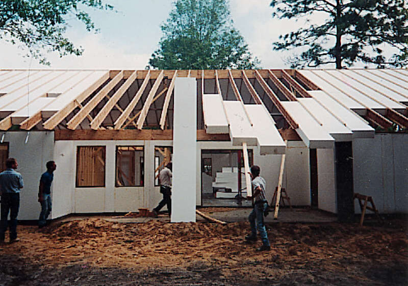 Installing ThermoBuilt Roof-50 Insulation Panels